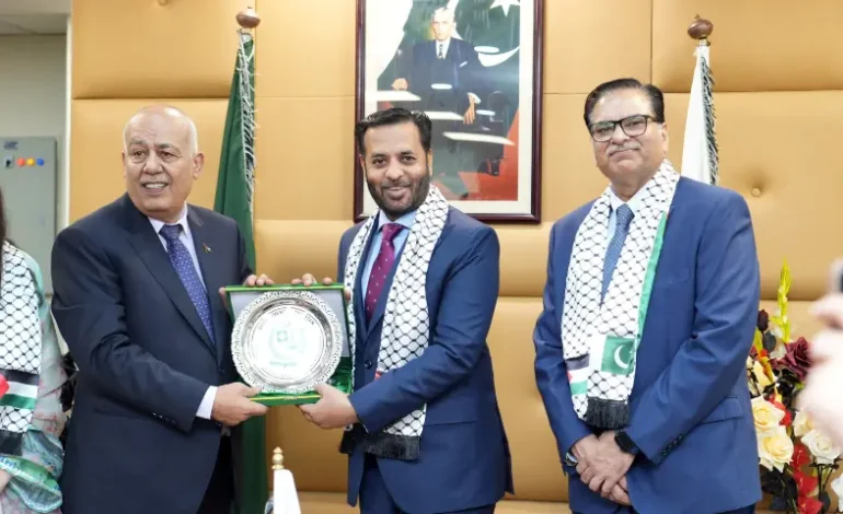 Pakistan, Palestine sign health MoU in bid to foster closer bilateral ties